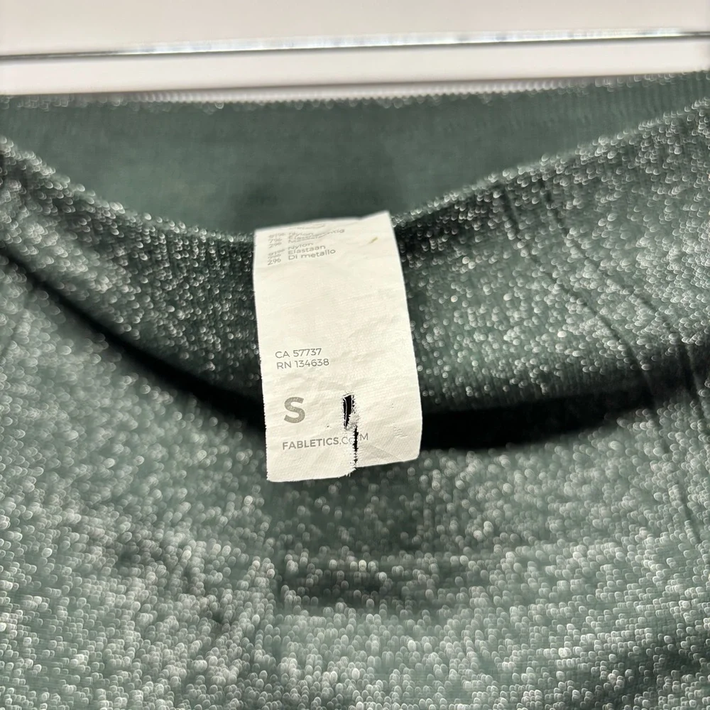 ✨Fabletics Seamless High-Waisted Legging Size S - Picture 10 of 14